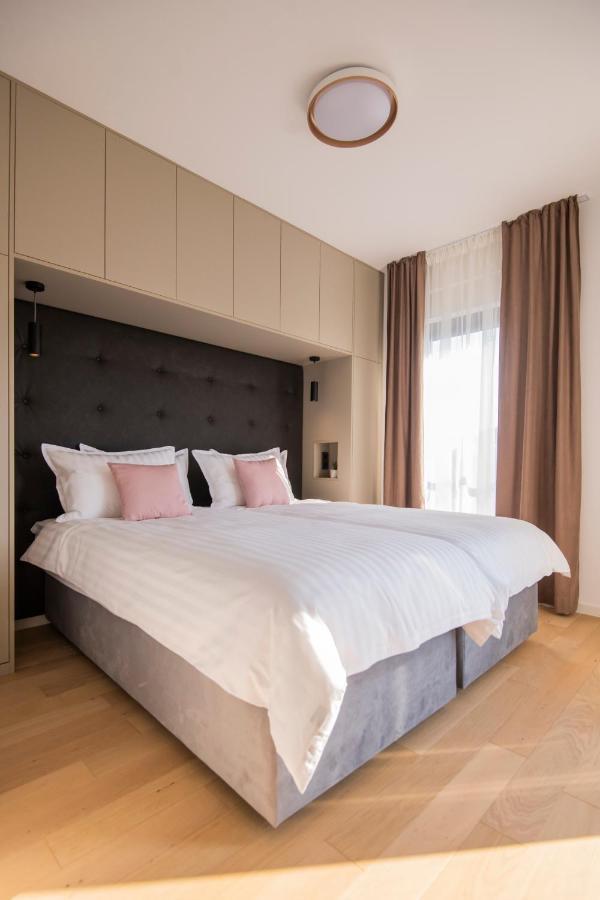 Villa Magna Luxury Apartments Murter Exterior photo