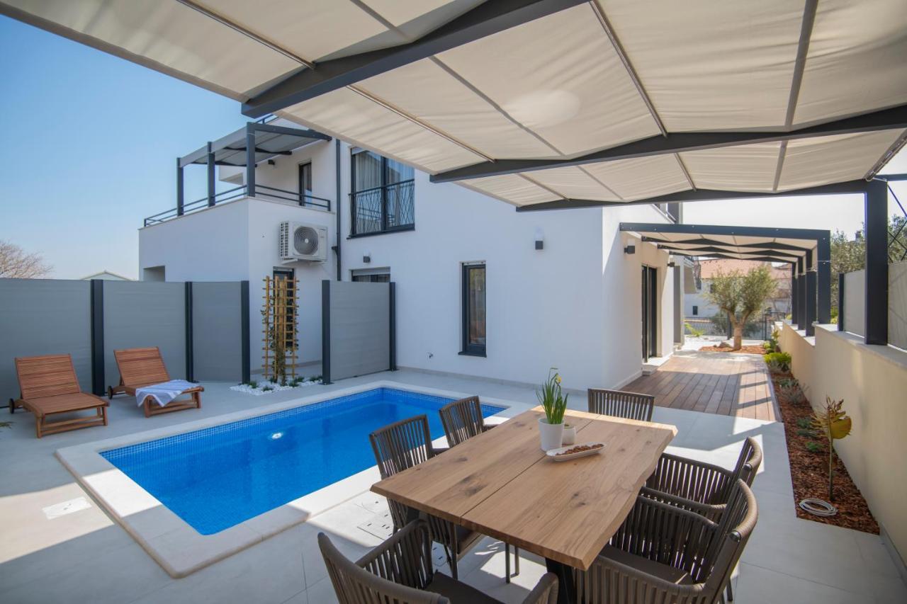 Villa Magna Luxury Apartments Murter Exterior photo