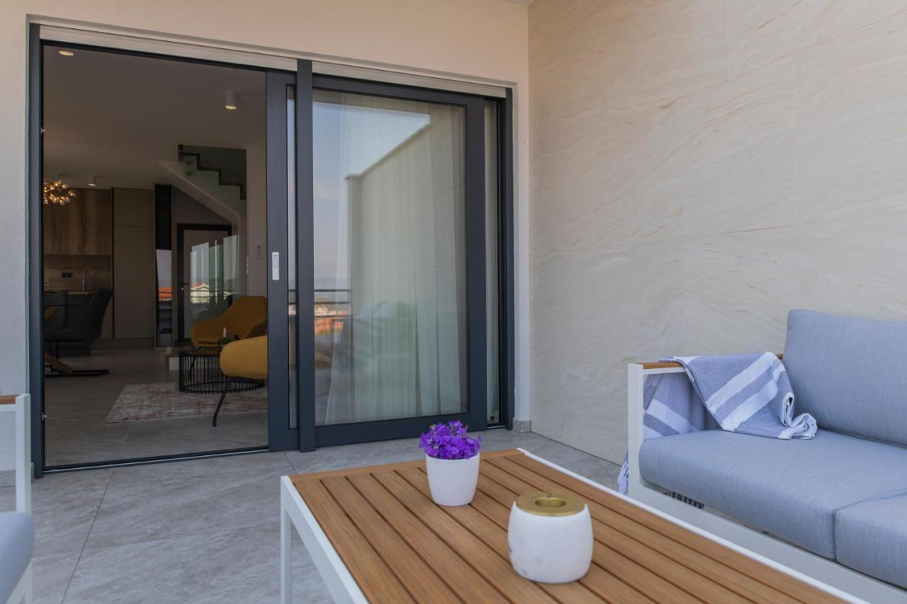 Villa Magna Luxury Apartments Murter Exterior photo
